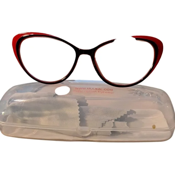 ❗️5/$25❗️MUUKAL Chic Red Cat-Eye Glasses W/Plastic Case - Picture 4 of 4